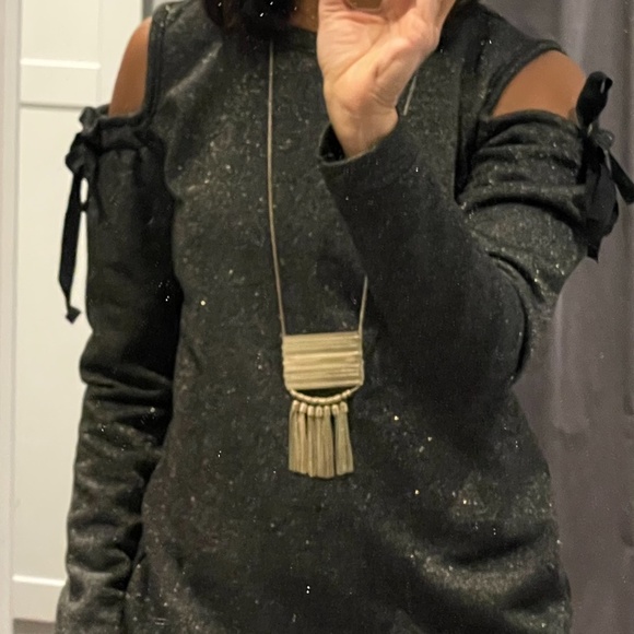 Bare Shoulder Tunic - Picture 3 of 5